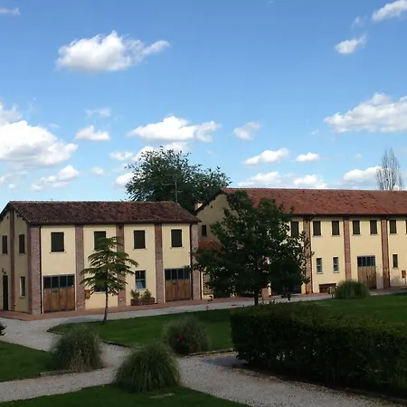 La Bisa Farm stay *